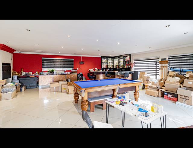 4 BEDROOM HOUSE FOR SALE IN MAYFIELD PARK